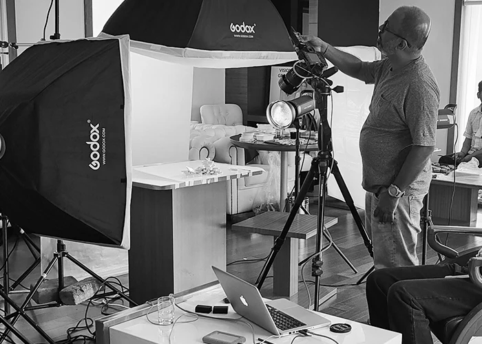 almond-branding-web-about-us-team-photoshoot